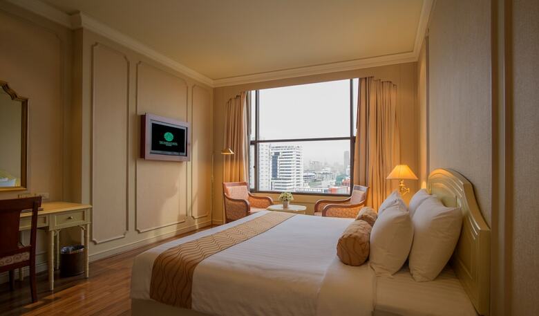 The Emerald Hotel