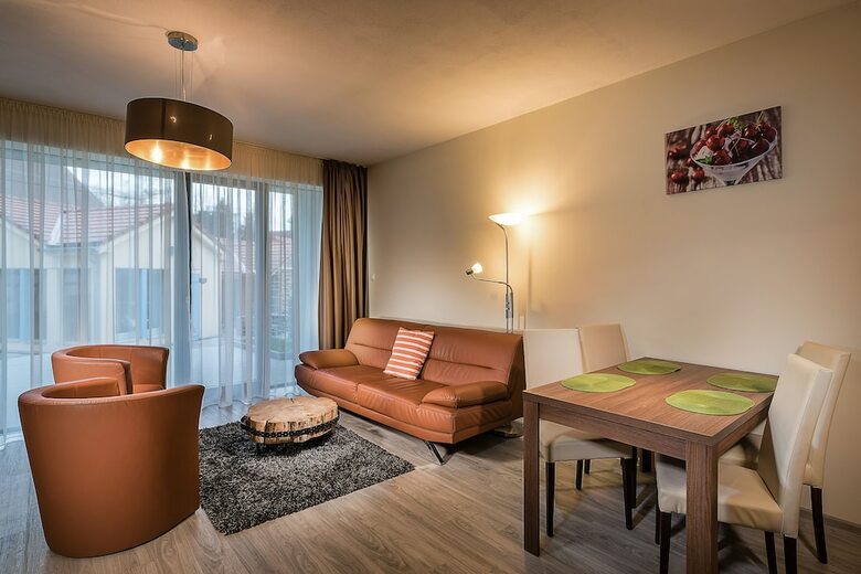 Aparthotel Apartments Ceresnovy Sad