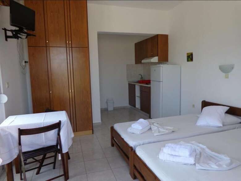 Apartamentos Nicholas Beach Studios