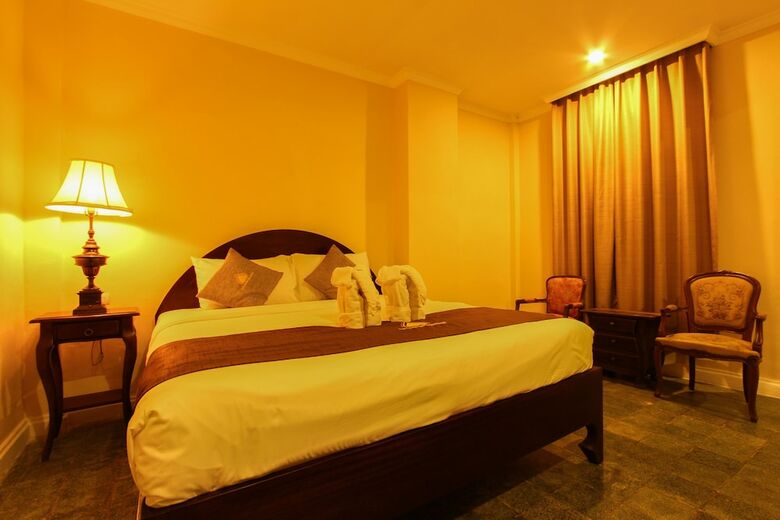 Le Luxe Boutique Hotel