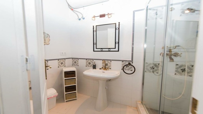 Apartamentos Casas Bodega Triana