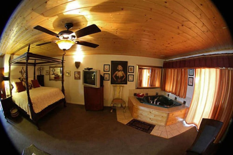 Bed & Breakfast Echo Canyon Spa Resort