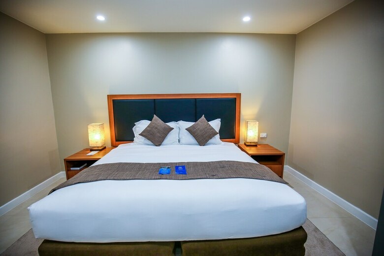 Gateway Hotel