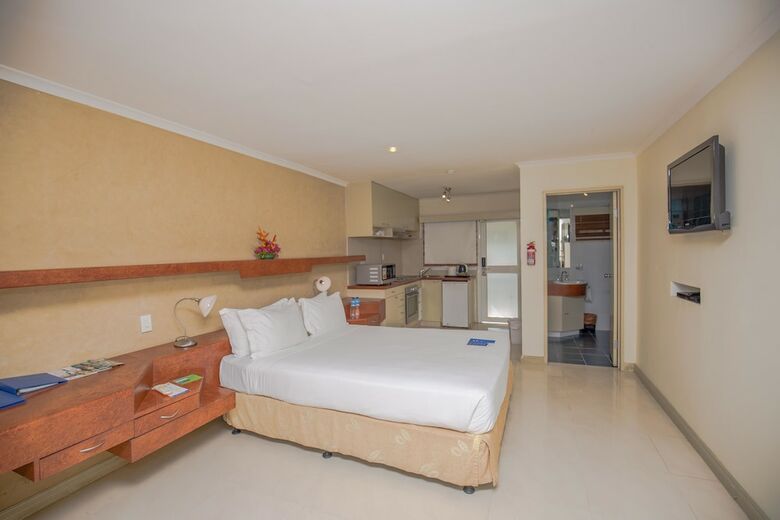Gateway Hotel