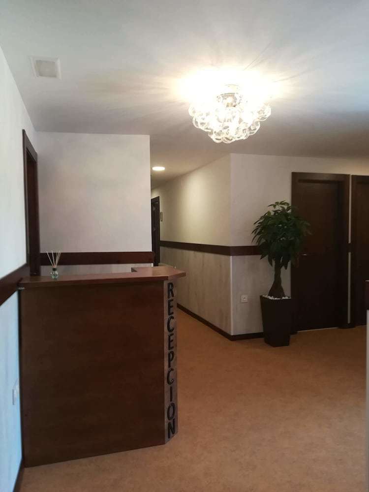 Hostal Y Apartamento Rural Los Naranjos