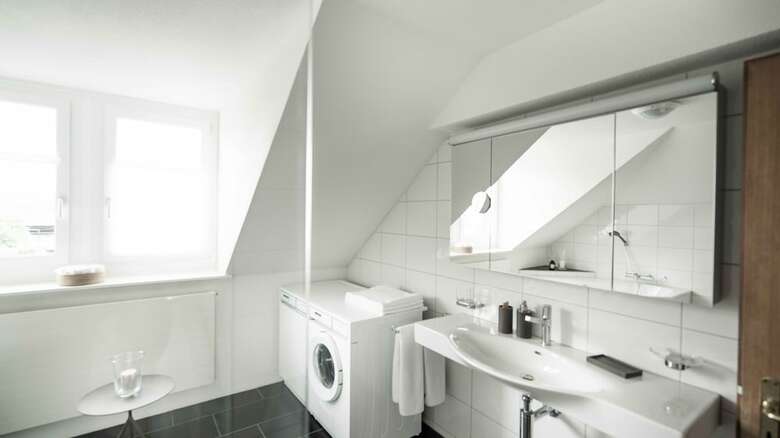 L�wenplatz Apartment Near Station By Airhome
