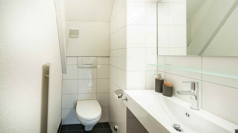 L�wenplatz Apartment Near Station By Airhome