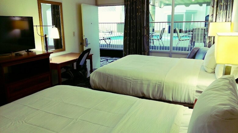 C3 Hotel & Convention Center