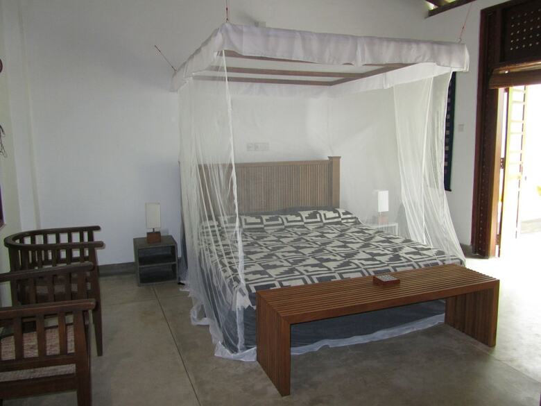 Hotel Isana Beach House