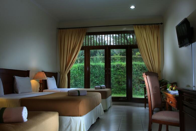 D'emmerick Salib Putih Hotel Salatiga