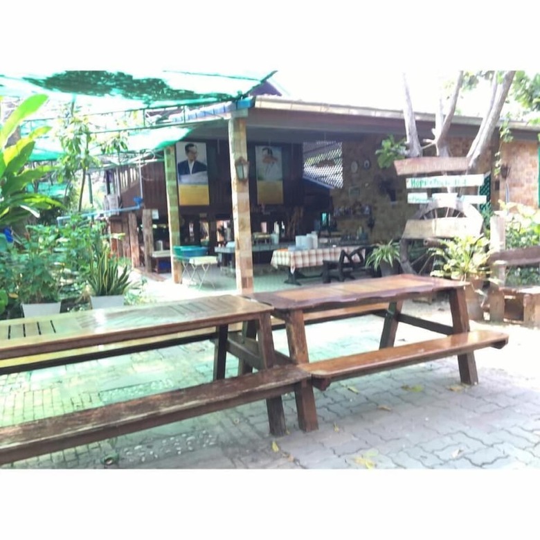 Hotel Ruennamyen Resort