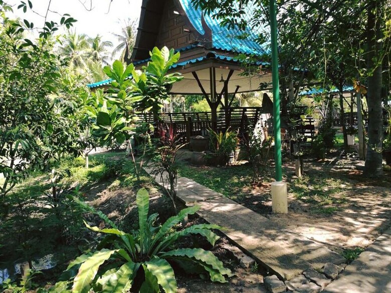 Hotel Ruennamyen Resort