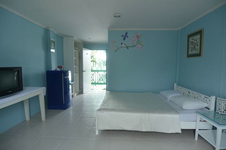 Hotel Makmai Villa