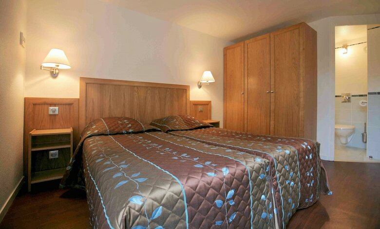 Hotel H�tel Restaurant Relais Des Champs
