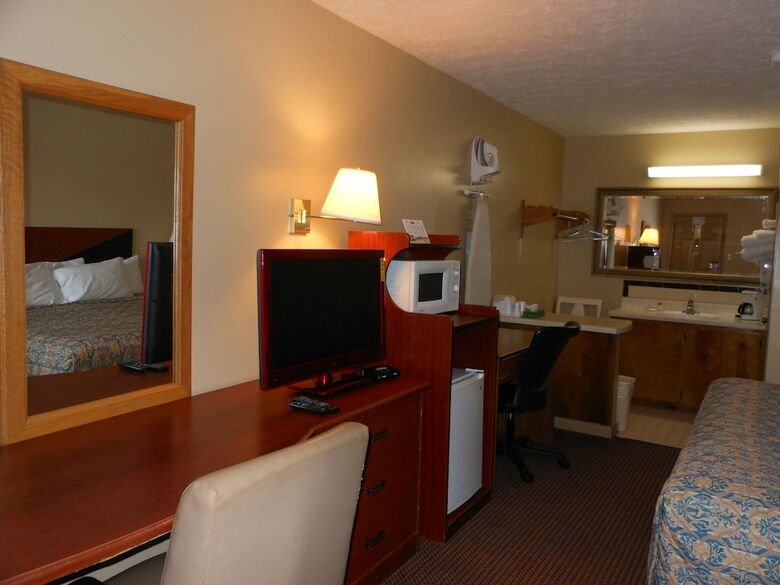 Motel Mcclellan Inn Anniston