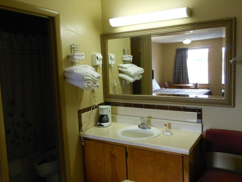 Motel Mcclellan Inn Anniston