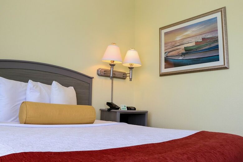 Hotel Jupiter Waterfront Inn