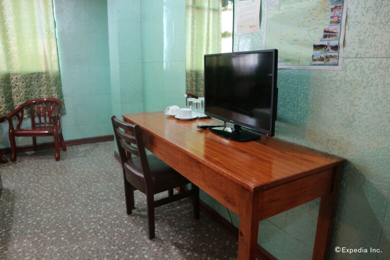 Hotel Obdulia's Business Inn