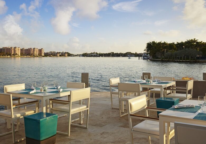Hotel Waterstone Resort & Marina Boca, Curio Collection By Hilton