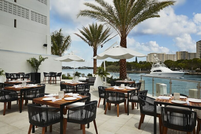 Hotel Waterstone Resort & Marina Boca, Curio Collection By Hilton