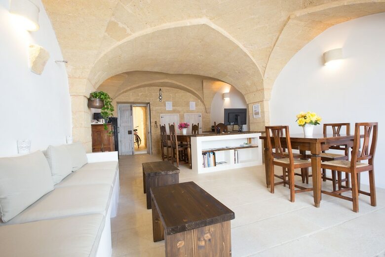 Capperi Bed & Breakfast & Apartments