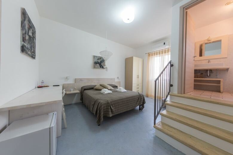 Capperi Bed & Breakfast & Apartments