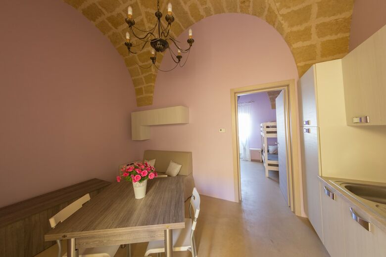 Capperi Bed & Breakfast & Apartments