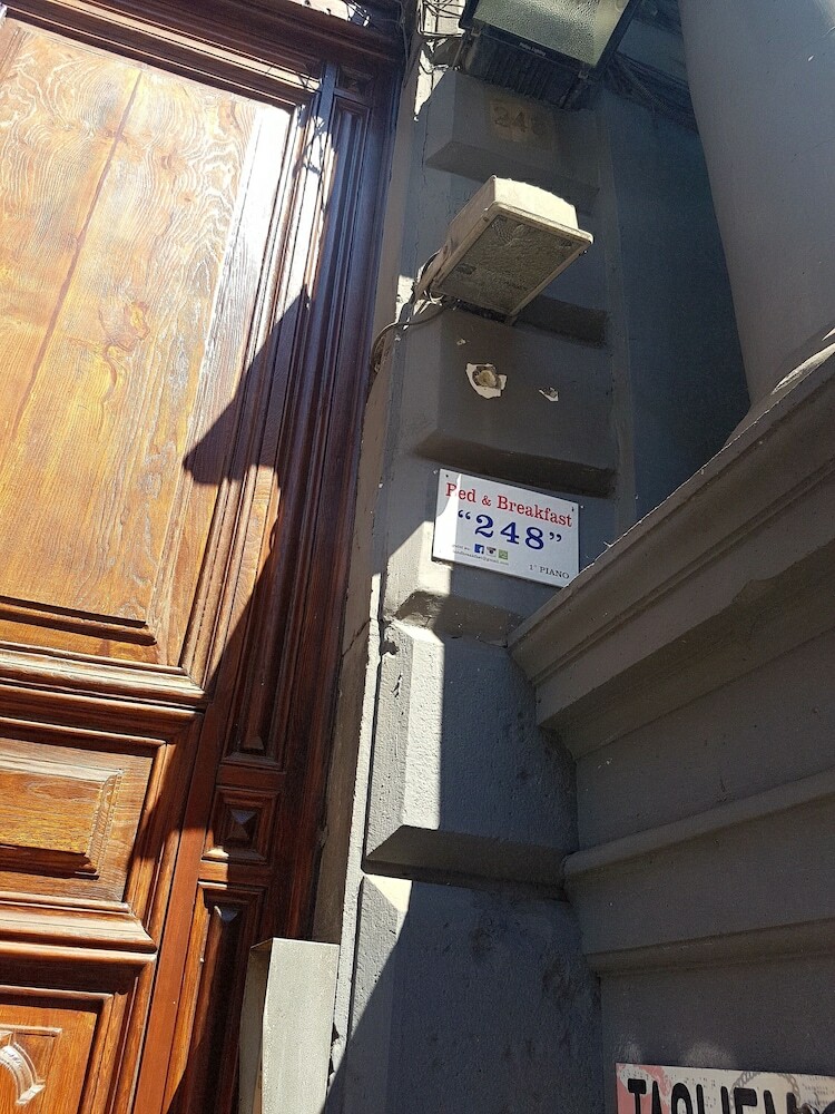 B&B 248