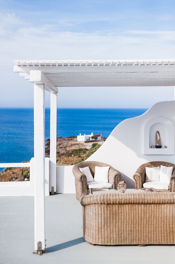Aparthotel Sea Rock & Sky Private Residence