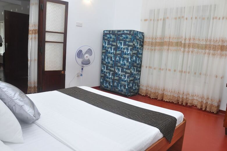 Hotel Kurumba Hills