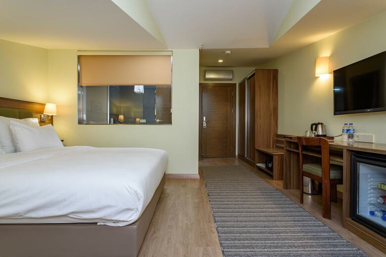Numi Hotel