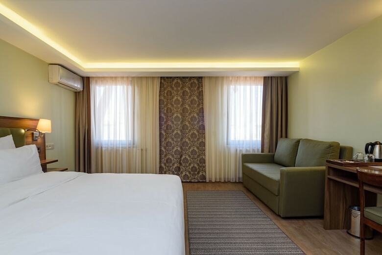 Numi Hotel