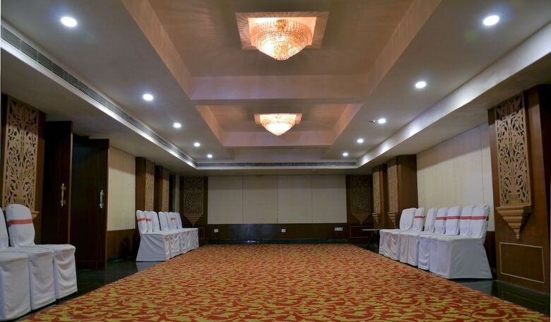 Hotel Regenta Camellia Resort & Spa