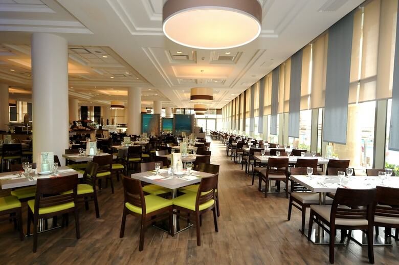 U Magic Palace Hotel