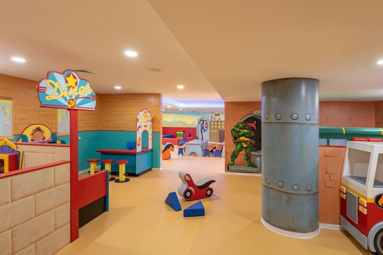 U Magic Palace Hotel