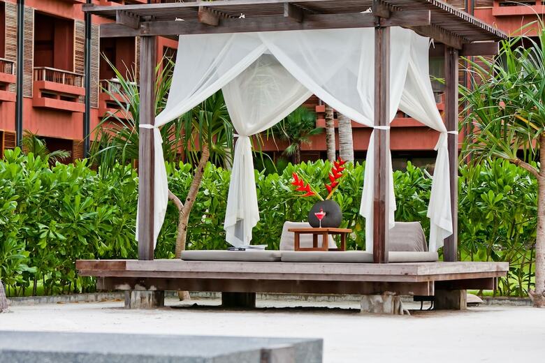 Hotel Hansar Samui Resort & Spa