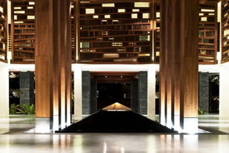 Hotel Hansar Samui Resort & Spa