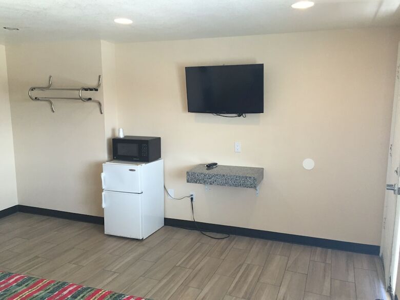 Ace Budget Motel