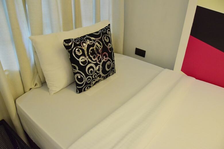 Hostal Double Five - Hostel