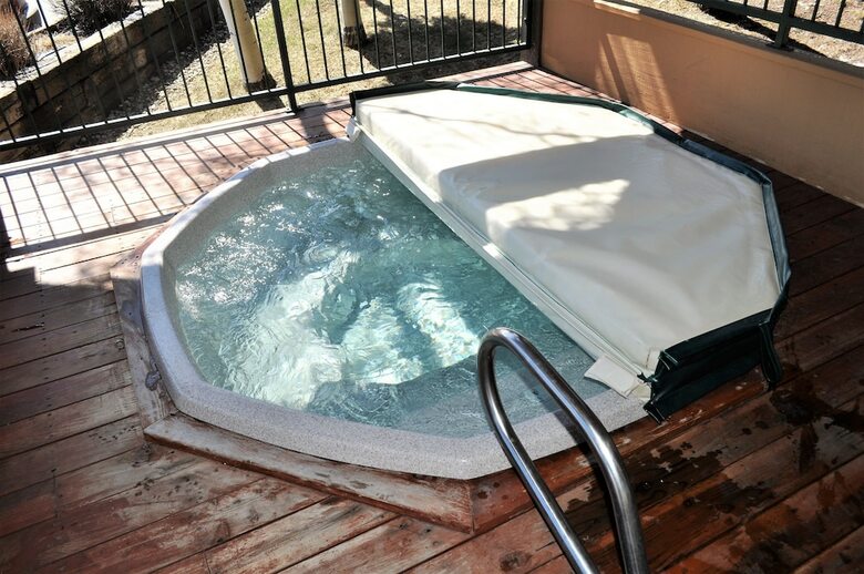 Lake Forest 2 Bed 2 Bath B