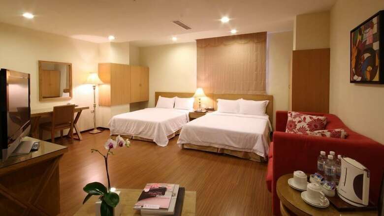 Hotel Camelot Inn