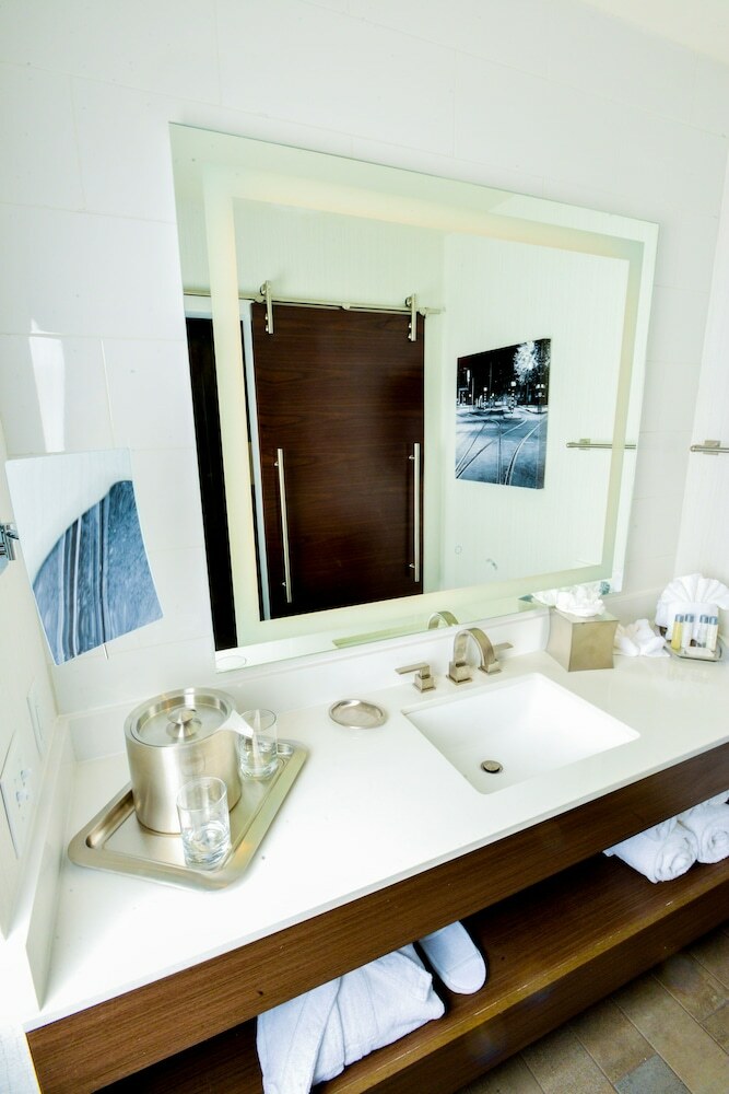 Hotel Napoleon, Ascend Hotel Collection