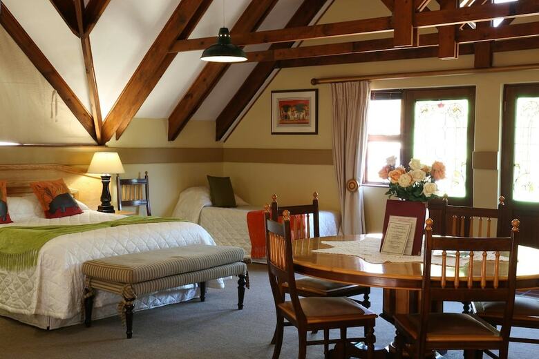 Hotel The Woodpecker Inn