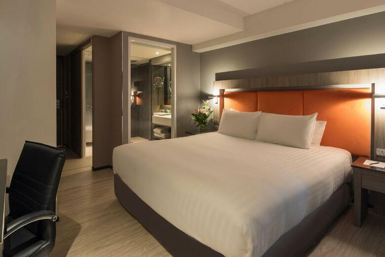 Grand 5 Hotel & Plaza Sukhumvit Bangkok