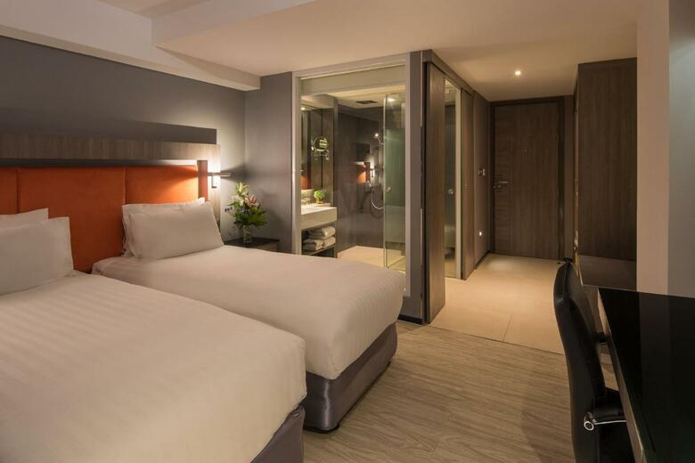 Grand 5 Hotel & Plaza Sukhumvit Bangkok