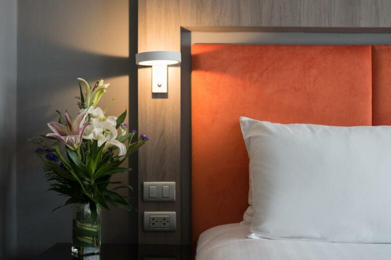 Grand 5 Hotel & Plaza Sukhumvit Bangkok