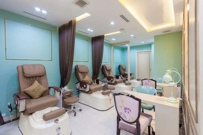Grand 5 Hotel & Plaza Sukhumvit Bangkok