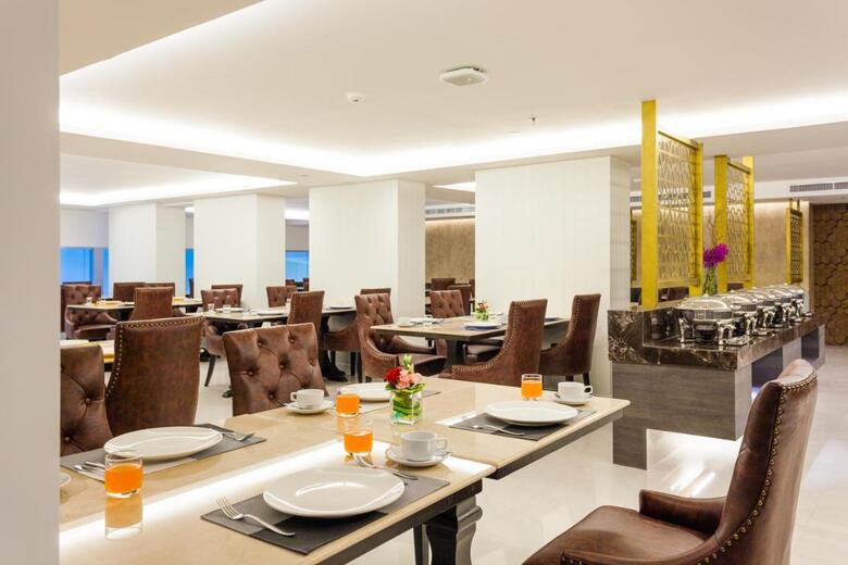 Grand 5 Hotel & Plaza Sukhumvit Bangkok