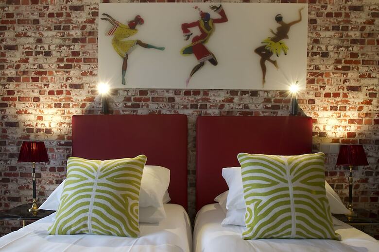 Hotel H�tel Val�zieux