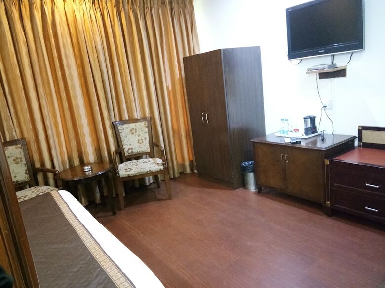 Hotel Kastor International